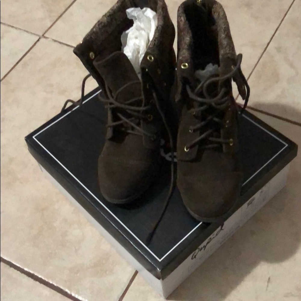 Brown Heeled Lace Up Ankle Boots